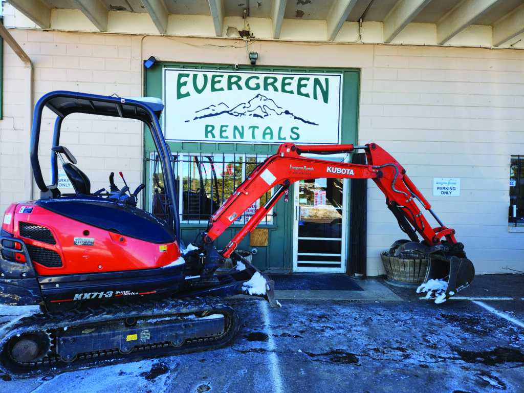 Evergreen Rentals with Machinery